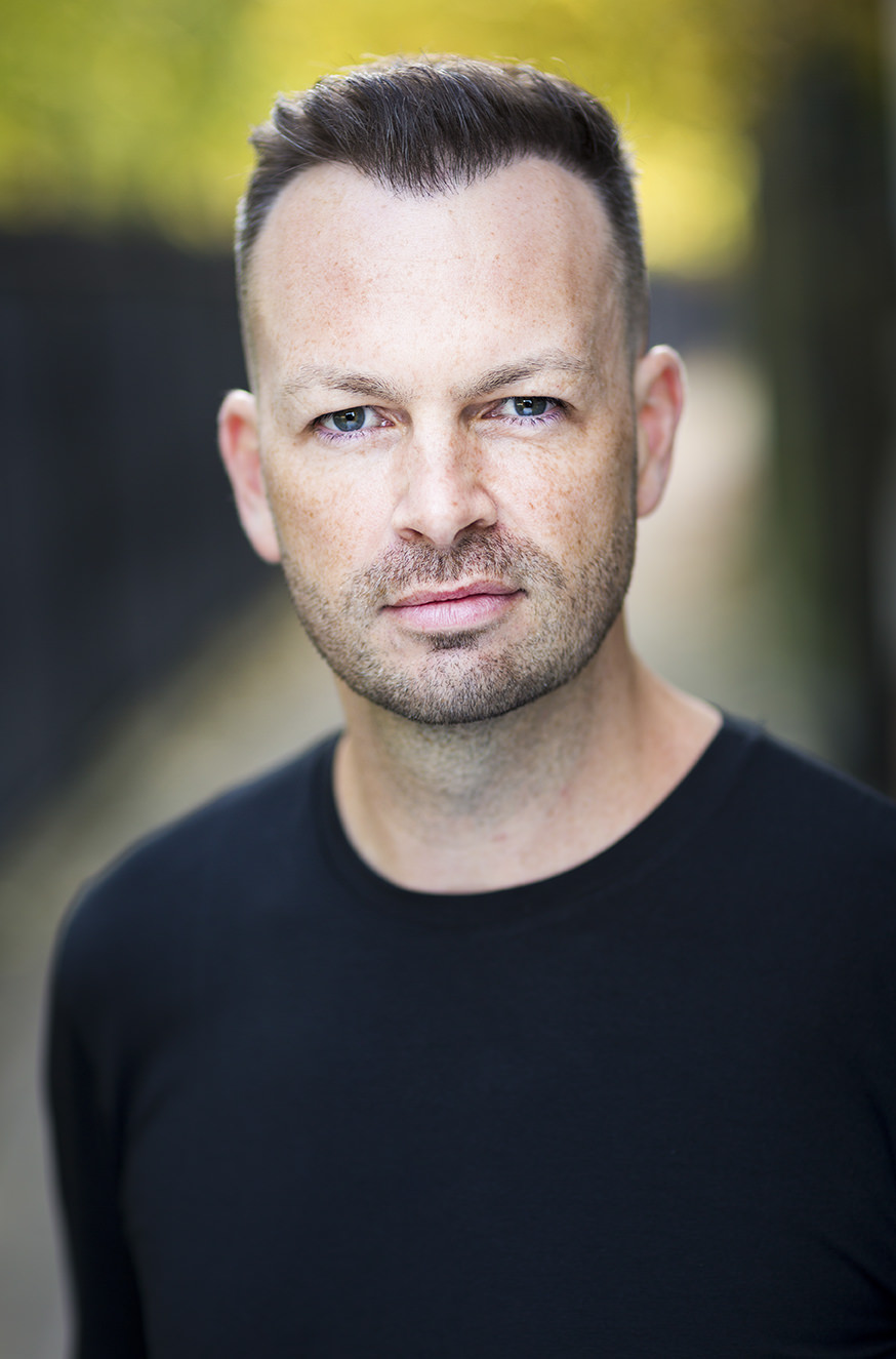 Commercial actor headshot photography photoshoot in Cardiff