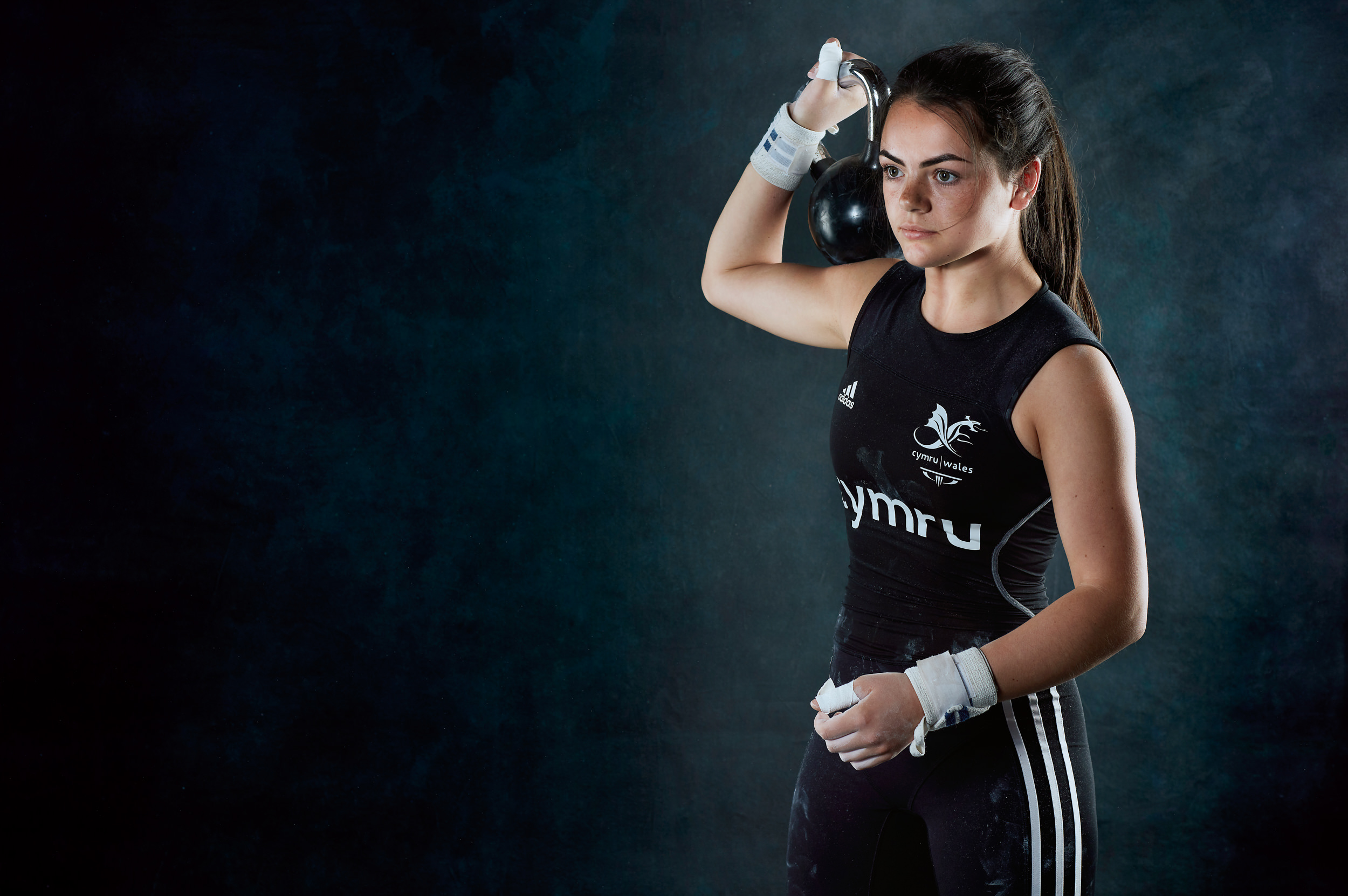 sports advertising portrait photography of junior olympic powerlifter ellie phibben (2)